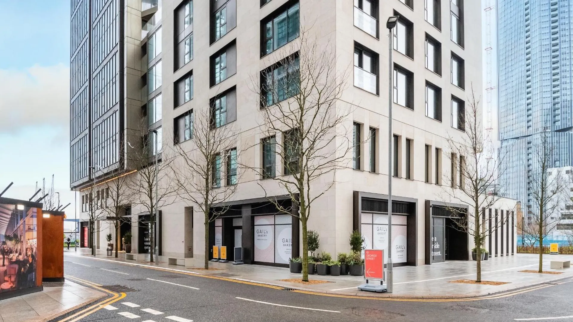 Elegant And Modern Apartments In Canary Wharf Right Next To Thames London 0*,  United Kingdom