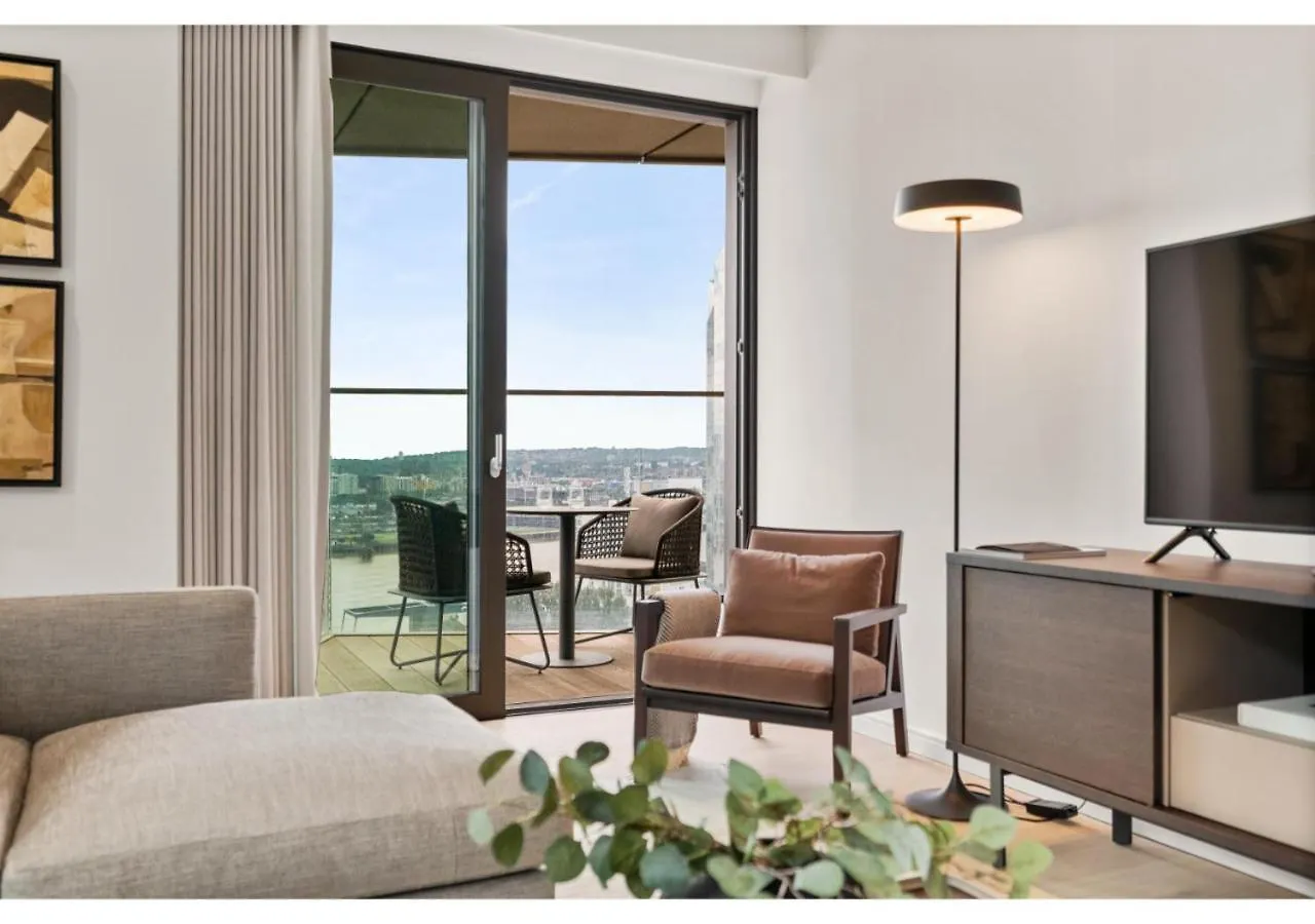 Elegant And Modern Apartments In Canary Wharf Right Next To Thames London 0*,  United Kingdom