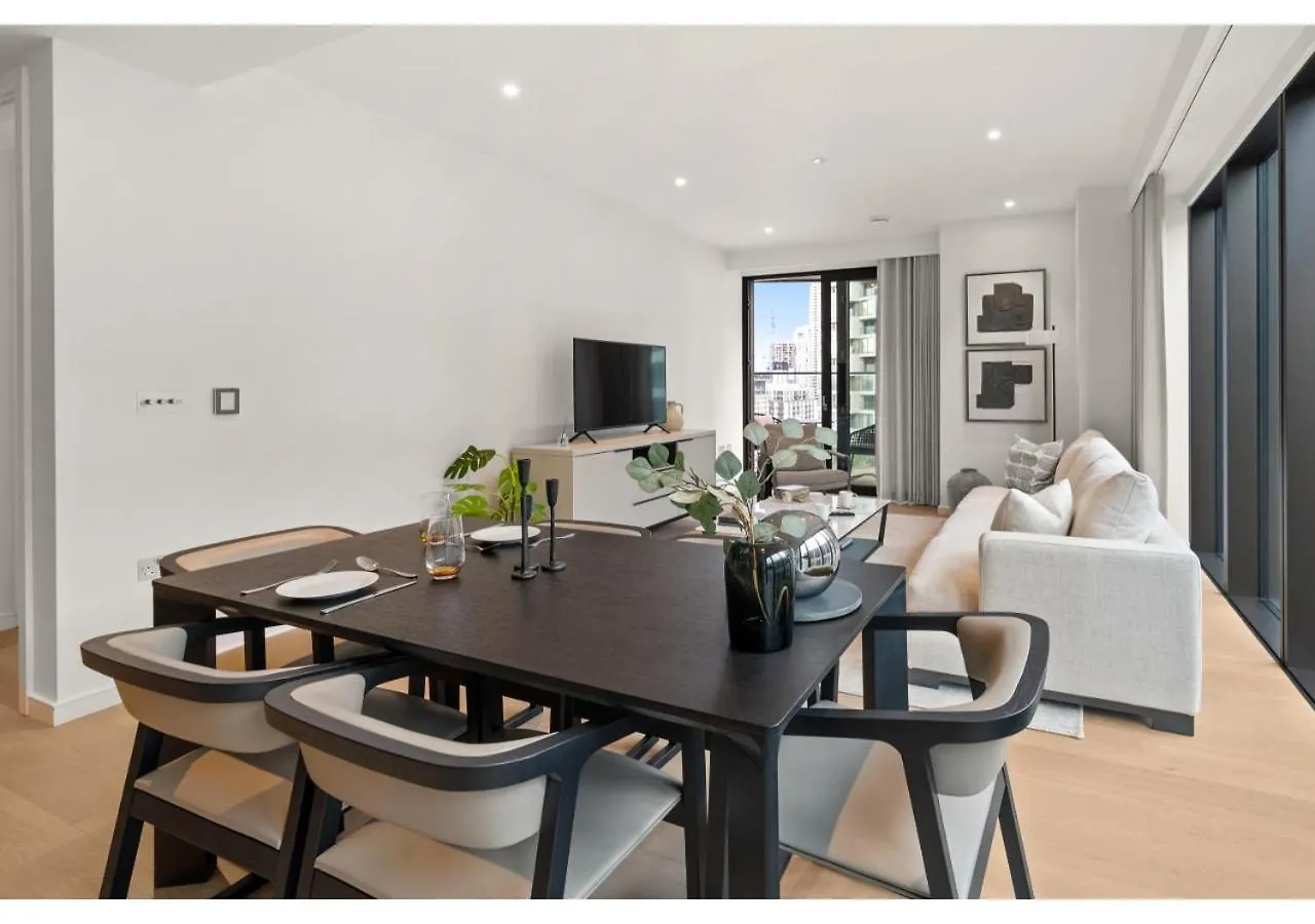 Elegant And Modern Apartments In Canary Wharf Right Next To Thames London 0*,  United Kingdom